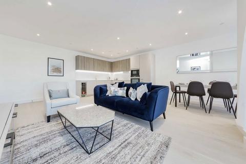 2 bedroom flat to rent, The Avenue, London NW6