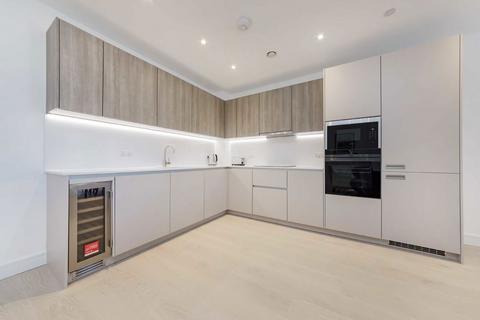 2 bedroom flat to rent, The Avenue, London NW6