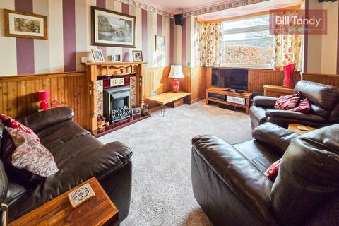 3 bedroom end of terrace house for sale, Trent Valley Road, Lichfield, WS13