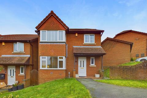 3 bedroom detached house for sale, Woolley Close, Cheshire WA6