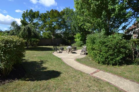 2 bedroom retirement property for sale, Bellbanks Road, Hailsham