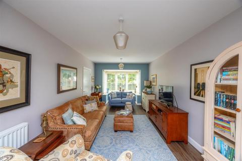43 Summerhouse Drive, Sheffield, S8 8AD