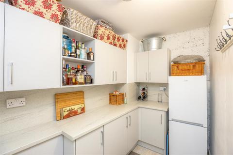 43 Summerhouse Drive, Sheffield, S8 8AD