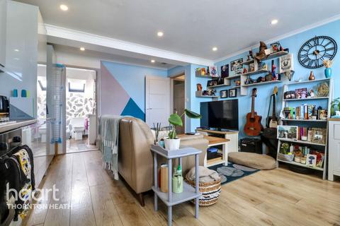 2 bedroom flat for sale, Brigstock Road, THORNTON HEATH