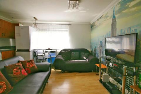 2 bedroom flat for sale, Skegness Road, Stevenage, SG1 2HR