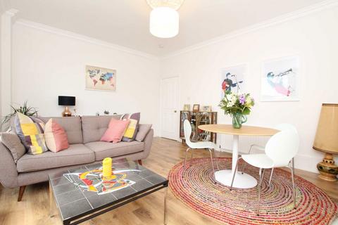 1 bedroom flat to rent, Askew Road, London W12