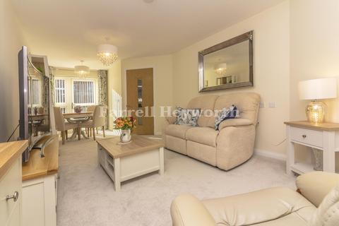 1 bedroom flat for sale, Burlington Gardens, Leyland PR25