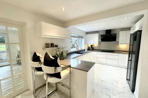 undefined, Sergeants Lane, Whitefield, M45