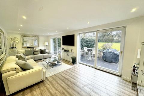 undefined, Sergeants Lane, Whitefield, M45