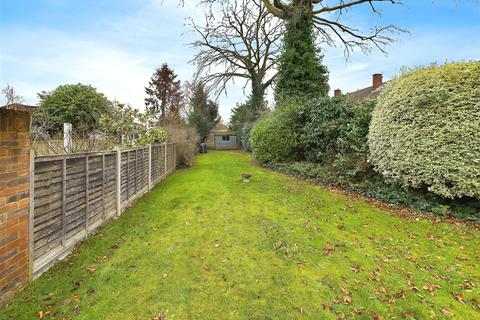 3 bedroom semi-detached house for sale, Rydens Avenue, Walton-On-Thames