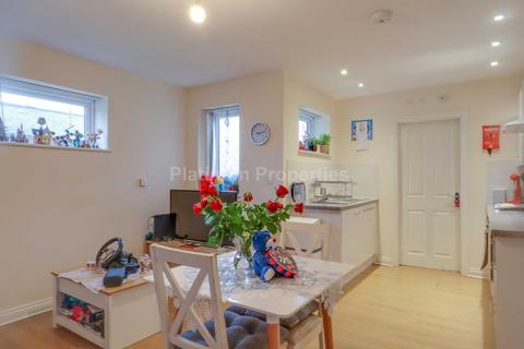 1 bedroom apartment to rent, Vinery Road, Cambridge