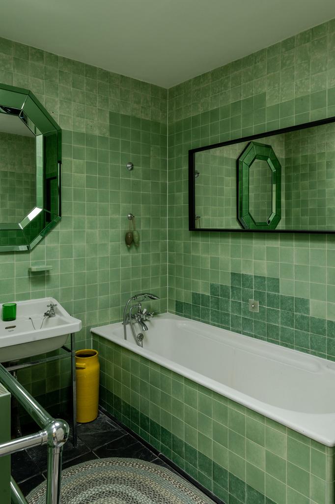 252868   20250120 gothic hse 54 hi res.jpg