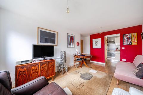 1 bedroom flat for sale, Stevenson Court, Cumberland Place, London, SE6 1BB