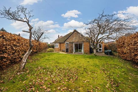 10 Rydes Hill Crescent, Guildford, GU2 9UH