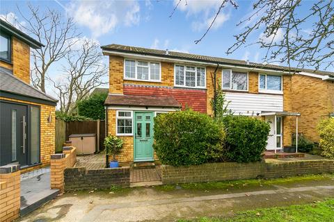 39 Pigeon Lane, Hampton, TW12 1AE