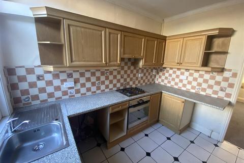 2 bedroom terraced house to rent, Stoneclose Avenue, Hexthorpe DN4