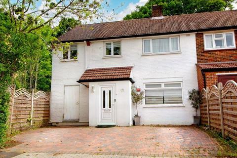 4 bedroom semi-detached house for sale, Extended 4 Bedroom House in Mill Hill