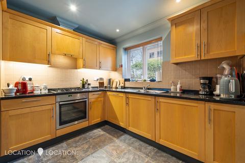 2 bedroom property for sale, Wilmer Place, London, N16