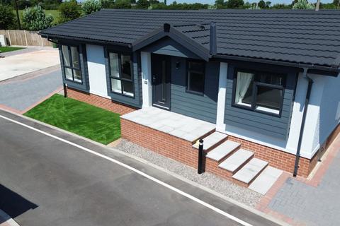 undefined, Tewkesbury, Gloucestershire, GL19