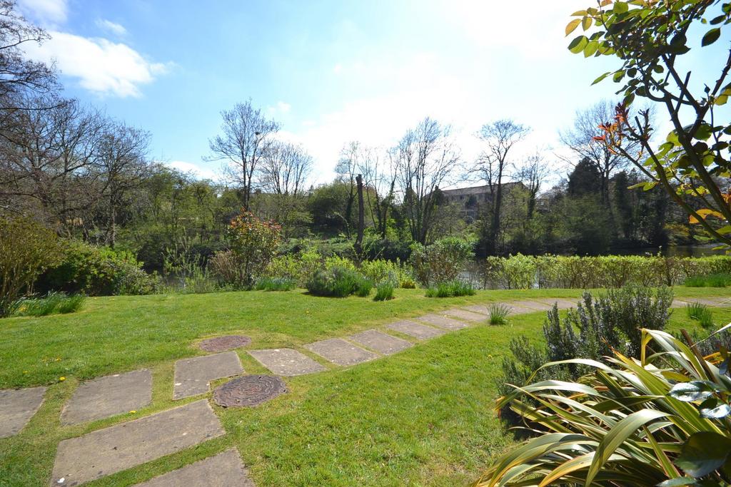 Communal Gardens