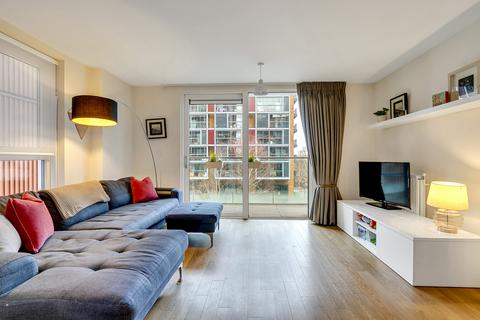 3 bedroom apartment for sale, Roseberry Place, London, E8