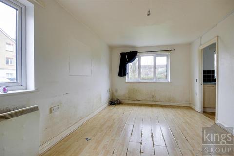 2 bedroom apartment for sale, Tysoe Avenue, Enfield