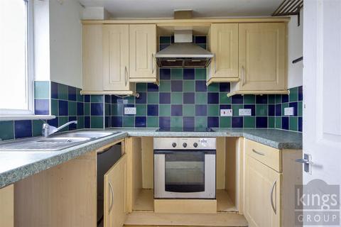 2 bedroom apartment for sale, Tysoe Avenue, Enfield