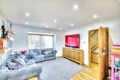 3 bedroom semi-detached house for sale, Church Street, ROCHESTER