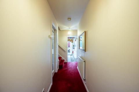 6 Azalea Gardens, Cambuslang, Glasgow, G72 7ZX