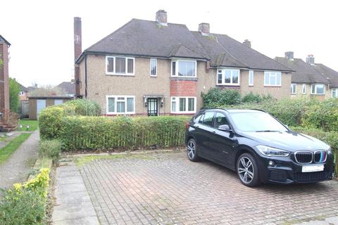 2 bedroom maisonette for sale, Grove Road, Barnet EN4