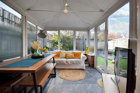 22 Fryers Close, Kings Worthy, Winchester, SO23 7LP