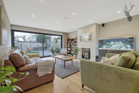 Redstock Cottage North Road, Havering-atte-bower, Romford, RM4 1PP