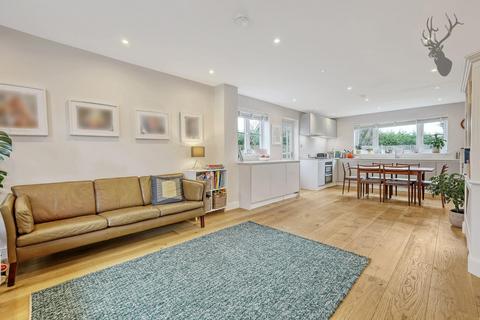 Redstock Cottage North Road, Havering-atte-bower, Romford, RM4 1PP