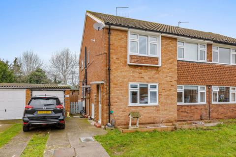 61 Jasmin Road, Epsom, KT19 9DY