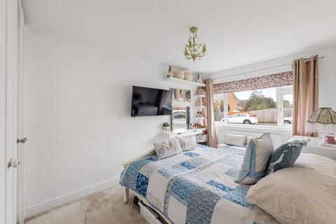 61 Jasmin Road, Epsom, KT19 9DY