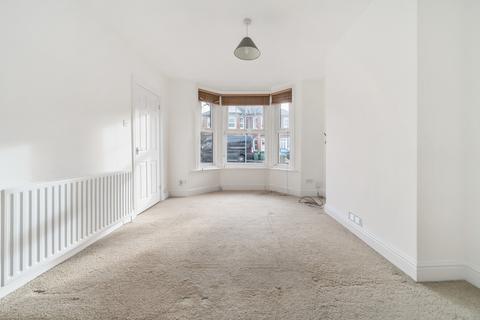 20 Ash Tree Road, Southampton, SO18 1LX
