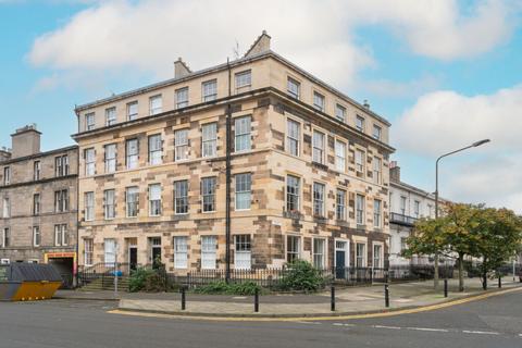 2 bedroom flat for sale, 2F1, 36 Montgomery Street, Hillside, EH7 5JY