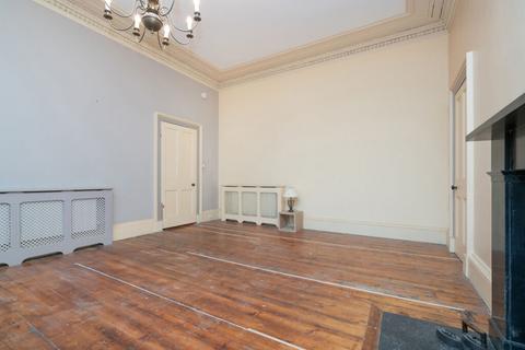 2 bedroom flat for sale, 2F1, 36 Montgomery Street, Hillside, EH7 5JY