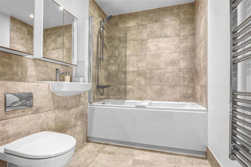 Bathroom.jpg