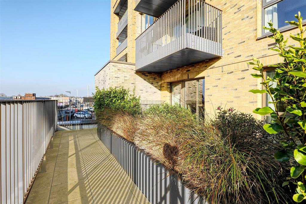 Balcony 2.jpg