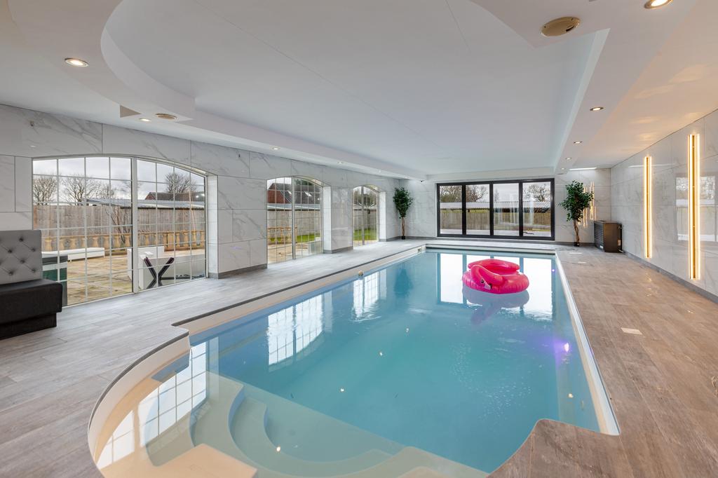 Heated Swimming Pool
