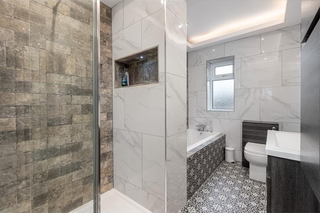 Main Bathroom