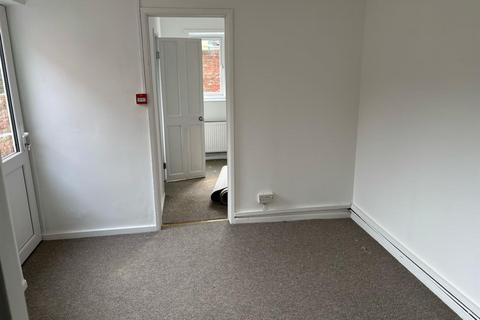 2 bedroom apartment to rent, Derby Street, Weymouth