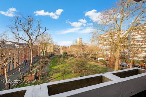 1 bedroom flat to rent, Loddiges Road, LONDON