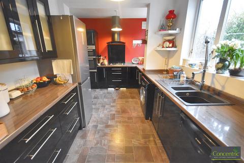 8 Birchwood Road, Wolverhampton, WV4 5UJ