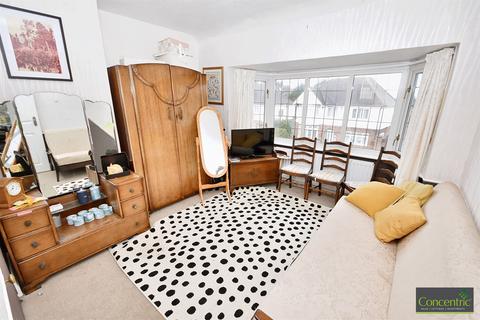 8 Birchwood Road, Wolverhampton, WV4 5UJ