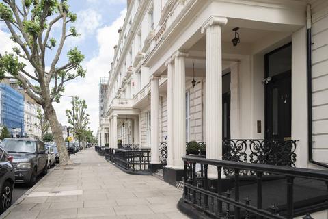 Warrington Crescent, Little Venice, London, W9
