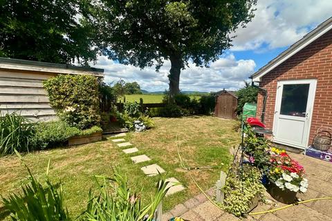 21 Bredon Drive, Hereford, HR4 0TN