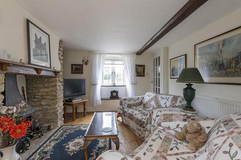 3 bedroom end of terrace house for sale, London Road, Milborne Port, Sherborne