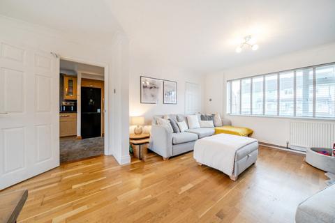 28 Robin Drive, Ipswich, IP2 0TF